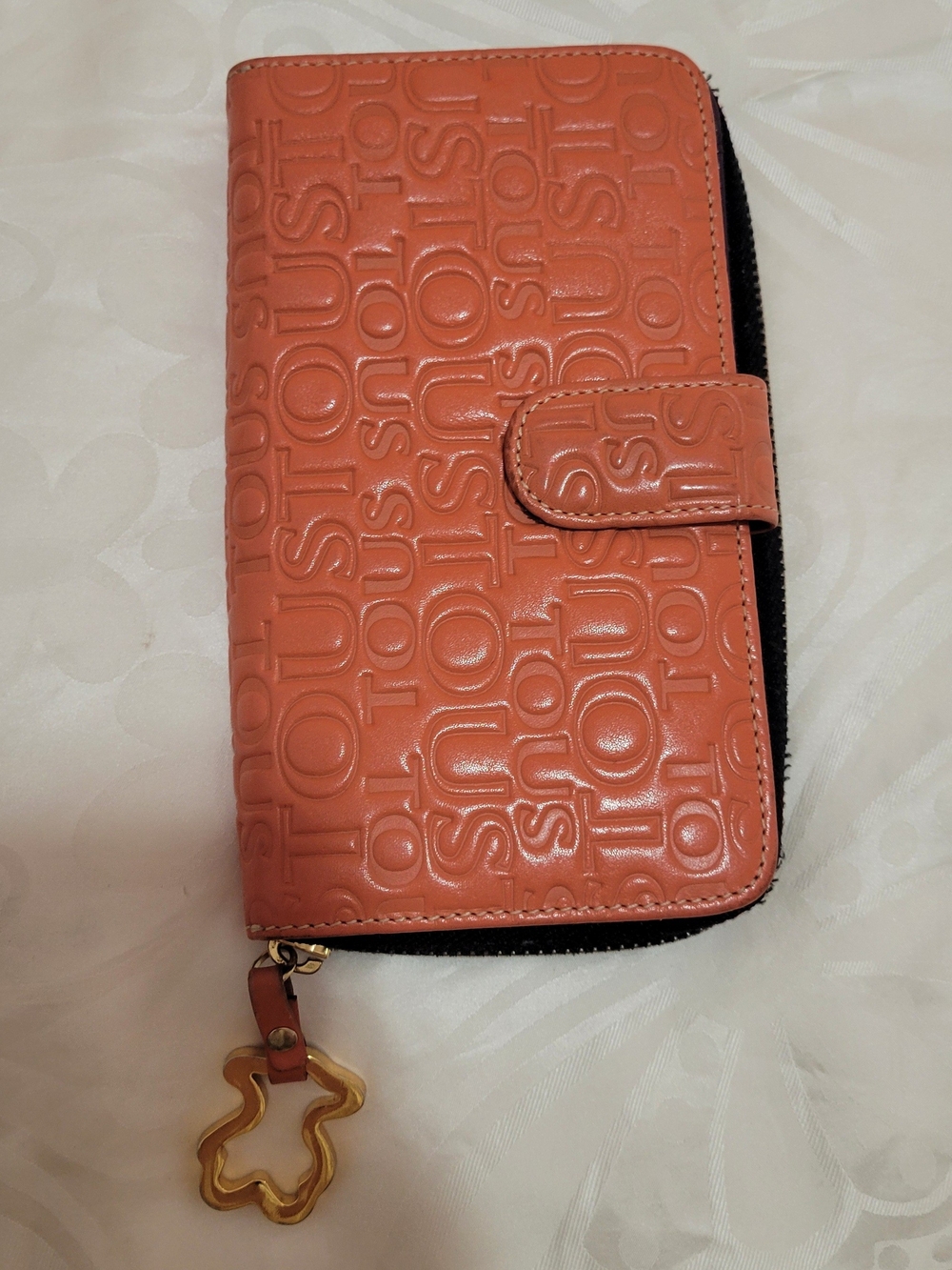 TOUS Plum Leather Fold Wallet